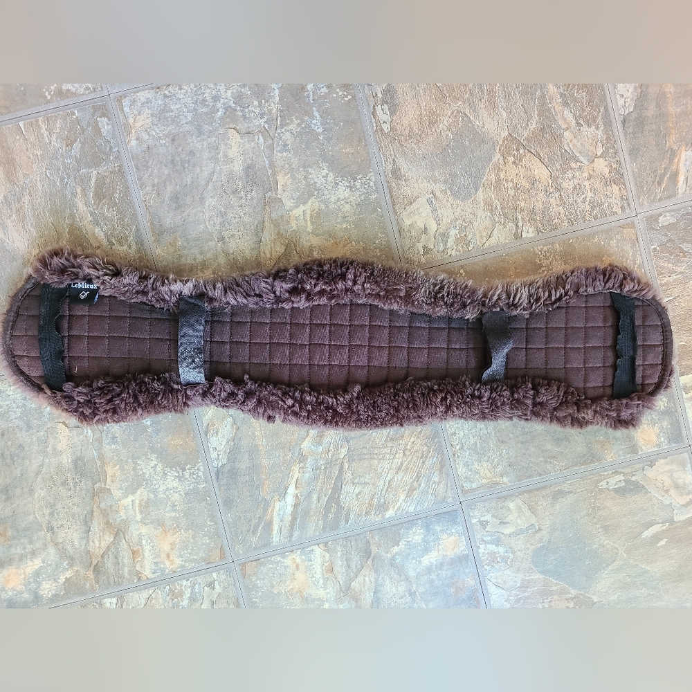 LeMieux Brown Sheepskin Dressage Girth Cover, XL